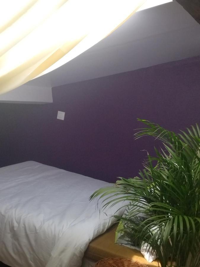 Chambre Serenity Apartman Stains Kültér fotó
